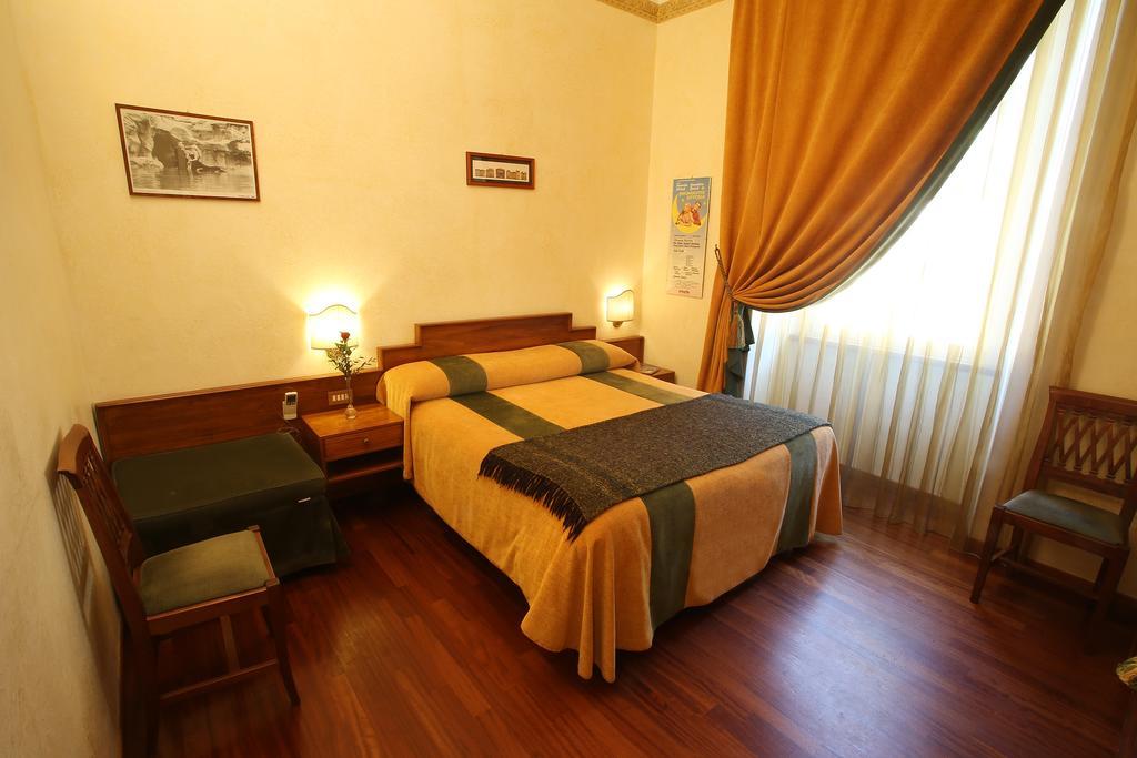 Al Colonnato Di San Pietro Bed & Breakfast Rome Bagian luar foto